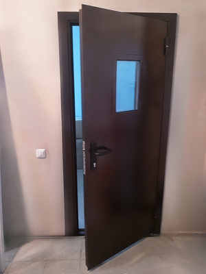 С огнеупорным окном