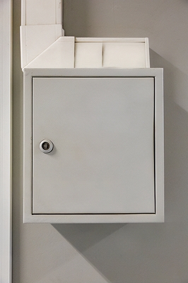 Стальной шкаф Стальной шкаф