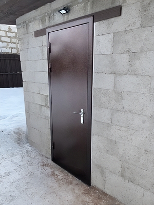 Узкая дверь-скелет Узкая дверь-скелет