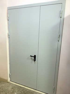 Полуторная дверь ei-60