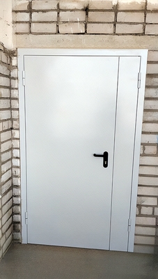 Глухая полуторная дверь ei-60