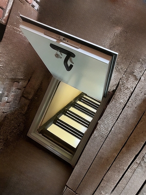 Люк на кровлю