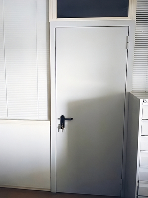 Одностворчатая дверь Одностворчатая дверь