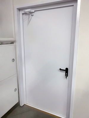 Белая огнеупорная дверь Белая огнеупорная дверь