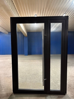 Остекленная дверь, внутренняя сторона